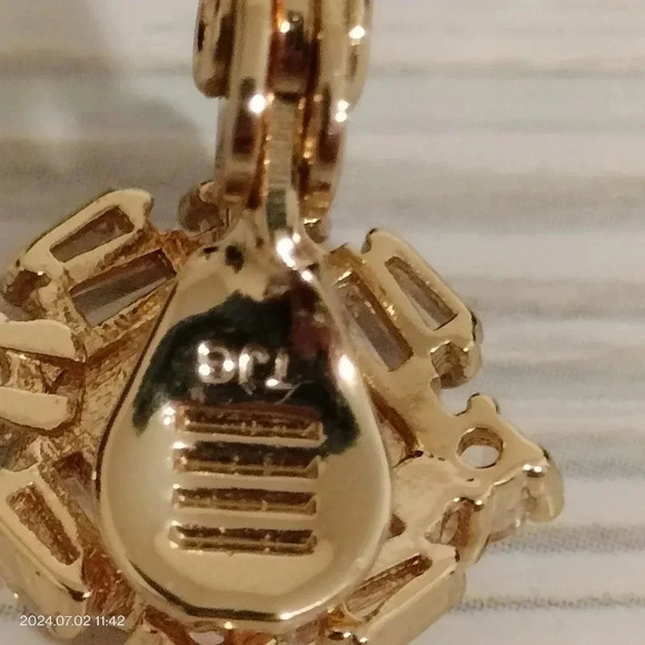 TJG Gold Tone Square Baguette Rhinestone Clip On Earrings - Picture 10 of 10